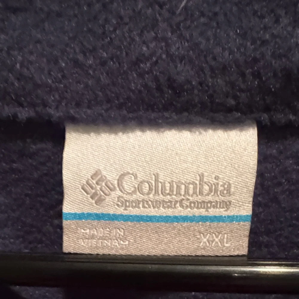 Columbia Navy and Red Fleece Pullover - Picture 3 of 4
